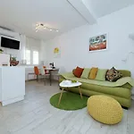 Apartman Apriori - Free Parking Zára