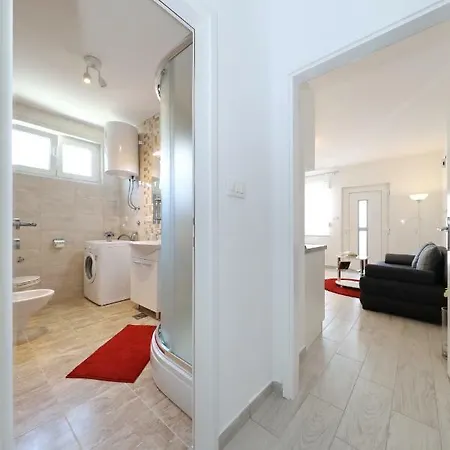 Apriori - Free Parking