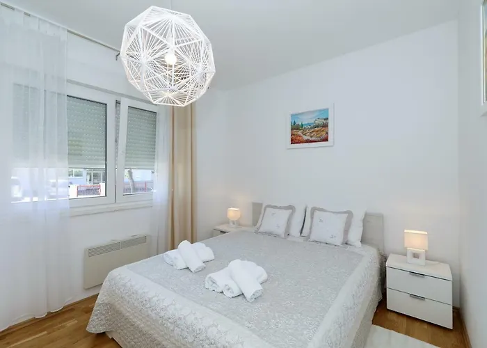 Apriori - Free Parking Apartamento